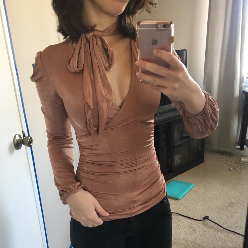 Bebe shirt with collar